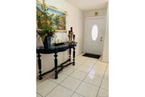 7870 NW 189th St, Hialeah, FL 33015, Sold 03/17/20