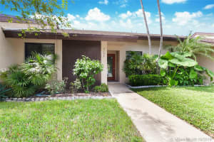 3052 S Oakland Forest Dr, Oakland Park, FL 33309, Sold 11/01/19