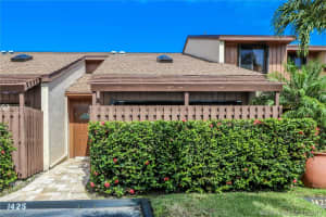 1425 N Gabriel St, Hollywood, FL 33020, Sold 12/27/19