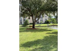 7770 NW 50th St, Lauderhill, FL 33351, Sold 01/17/20