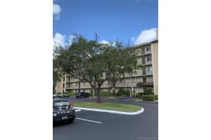 7770 NW 50th St, Lauderhill, FL 33351, Sold 01/17/20