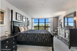 200 Leslie Dr, Hallandale Beach, FL 33009, Sold 10/07/20