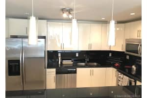 19370 Collins Ave, Sunny Isles Beach, FL 33160, Sold 04/02/20