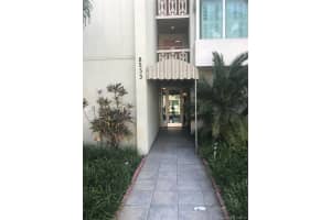 8233 Harding Ave, Miami Beach, FL 33141, Sold 01/16/20