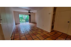 807 W Oakland Park Blvd APT G6, Wilton Manors, FL 33311, Sold 01/09/20