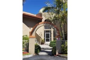 8842 SW 3rd St, Pembroke Pines, FL 33025, Sold 12/23/19
