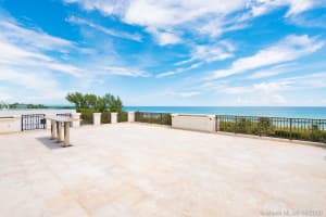 7825 Atlantic Way, Miami Beach, FL 33141, Sold 02/23/21