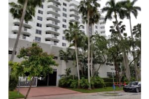 1621 Bay Rd, Miami Beach, FL 33139, Sold 03/17/20