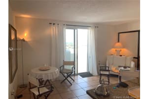 1621 Bay Rd, Miami Beach, FL 33139, Sold 03/17/20