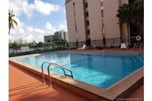 5201 NW 7th St, Miami, FL 33126, Sold 12/11/19