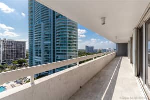 1627 Brickell Ave # 901, Miami, FL 33129, Sold 02/09/21