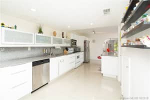36 Seville Cir, Davie, FL 33324, Sold 04/10/20