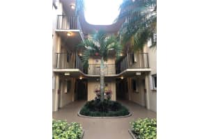 8075 SW 107th Ave, Miami, FL 33173, Sold 12/03/19