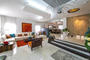 11285 NW 66th St, Doral, FL 33178, Sold 01/17/20