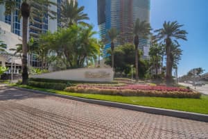 19111 Collins Ave, Sunny Isles Beach, FL 33160, Sold 10/27/20