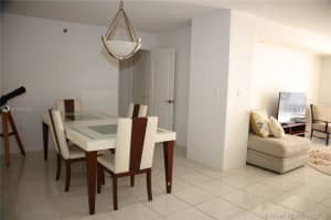 5757 Collins Ave # 305, Miami Beach, FL 33140, Sold 08/14/20