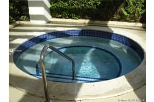 347 Ives Dairy Rd, Miami, FL 33179, Sold 12/19/19