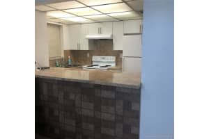 8887 Fontainebleau Blvd, Miami, FL 33172, Sold 12/09/19