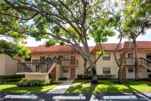 15710 E Waterside Cir, Sunrise, FL 33326, Sold 11/04/19
