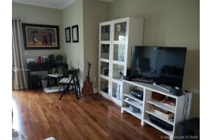 20 Calabria Ave, Coral Gables, FL 33134, Sold 10/01/20