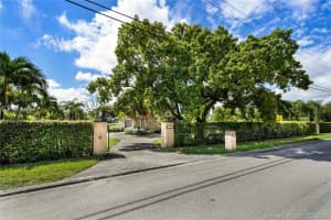 11880 SW 46th St, Miami, FL 33175, Sold 02/26/20