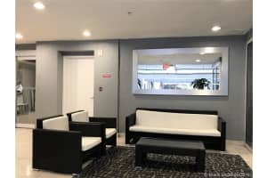 170 SE 14th St, Miami, FL 33131, Sold 01/14/20