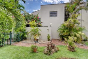 4718 SW 67th Ave APT B2, Miami, FL 33155, Sold 01/31/20
