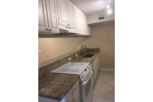 5310 NE 6th Ave B14, Oakland Park, FL 33334, Sold 03/31/20