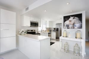 9901 E Bay Harbor Dr, Bay Harbor Islands, FL 33154, Sold 08/31/20