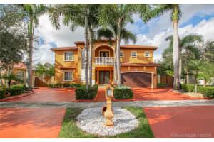 9003 NW 174th St, Hialeah, FL 33018, Sold 04/10/20
