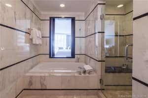 4391 Collins Ave, Miami Beach, FL 33140, Sold 11/23/21