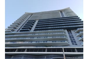 1010 SW 2nd Ave, Miami, FL 33130, Sold 12/03/19