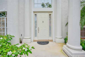 161 Oakwood Ln, Palm Beach Gardens, FL 33410, Sold 02/21/20