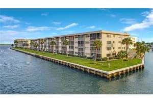 20 Yacht Club Dr, North Palm Beach, FL 33408, Sold 03/31/20
