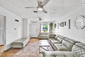 371 SW 33rd Ave, Deerfield Beach, FL 33442, Sold 08/27/20
