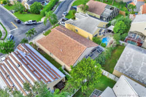 376 Bedford Ave, Weston, FL 33326, Sold 04/07/20