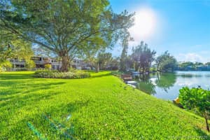 5288 SW 69th Pl, Miami, FL 33155, Sold 05/08/20