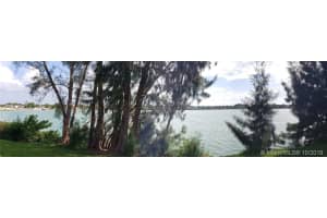 468 NE 206th Ln, Miami, FL 33179, Sold 12/17/19