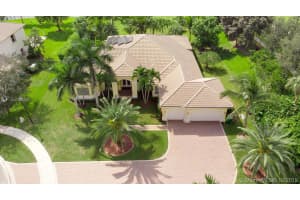 15374 SW 34th St, Davie, FL 33331, Sold 03/06/20