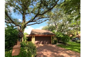 11821 SW 77th Terrace, Miami, FL 33183, Sold 01/31/20