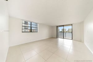17878 N Bay Rd, Sunny Isles Beach, FL 33160, Sold 04/14/20