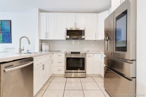 964 SW 148th Pl, Miami, FL 33194, Sold 01/14/20