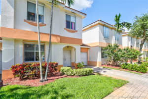 6645 Hidden Cove Dr, Davie, FL 33314, Sold 04/14/20