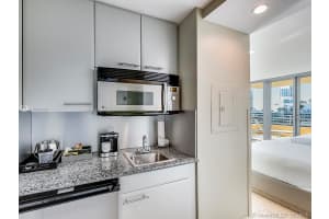 101 Ocean Dr #905b, Miami Beach, FL 33139, Sold 03/23/21