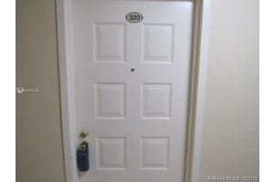 6980 NW 186th St, Hialeah, FL 33015, Sold 01/10/20