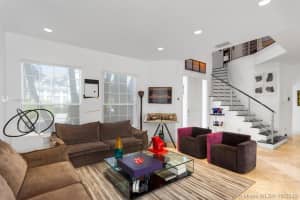 3702 NE 199th St, Aventura, FL 33180, Sold 10/30/20
