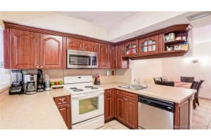 15645 SW 82nd Cir Ln, Miami, FL 33193, Sold 08/14/20