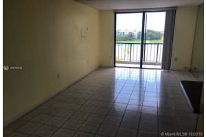 9682 Fontainebleau Blvd, Miami, FL 33172, Sold 12/03/19