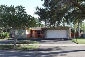9348 NW 24th Pl, Pembroke Pines, FL 33024, Sold 01/21/20