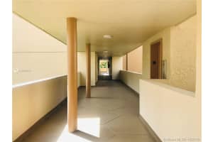 9110 Fontainebleau Blvd, Miami, FL 33172, Sold 12/27/19